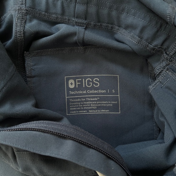 FIGS Rafaela Scrub Jumpsuit - Dark Harbor - Picture 2 of 6